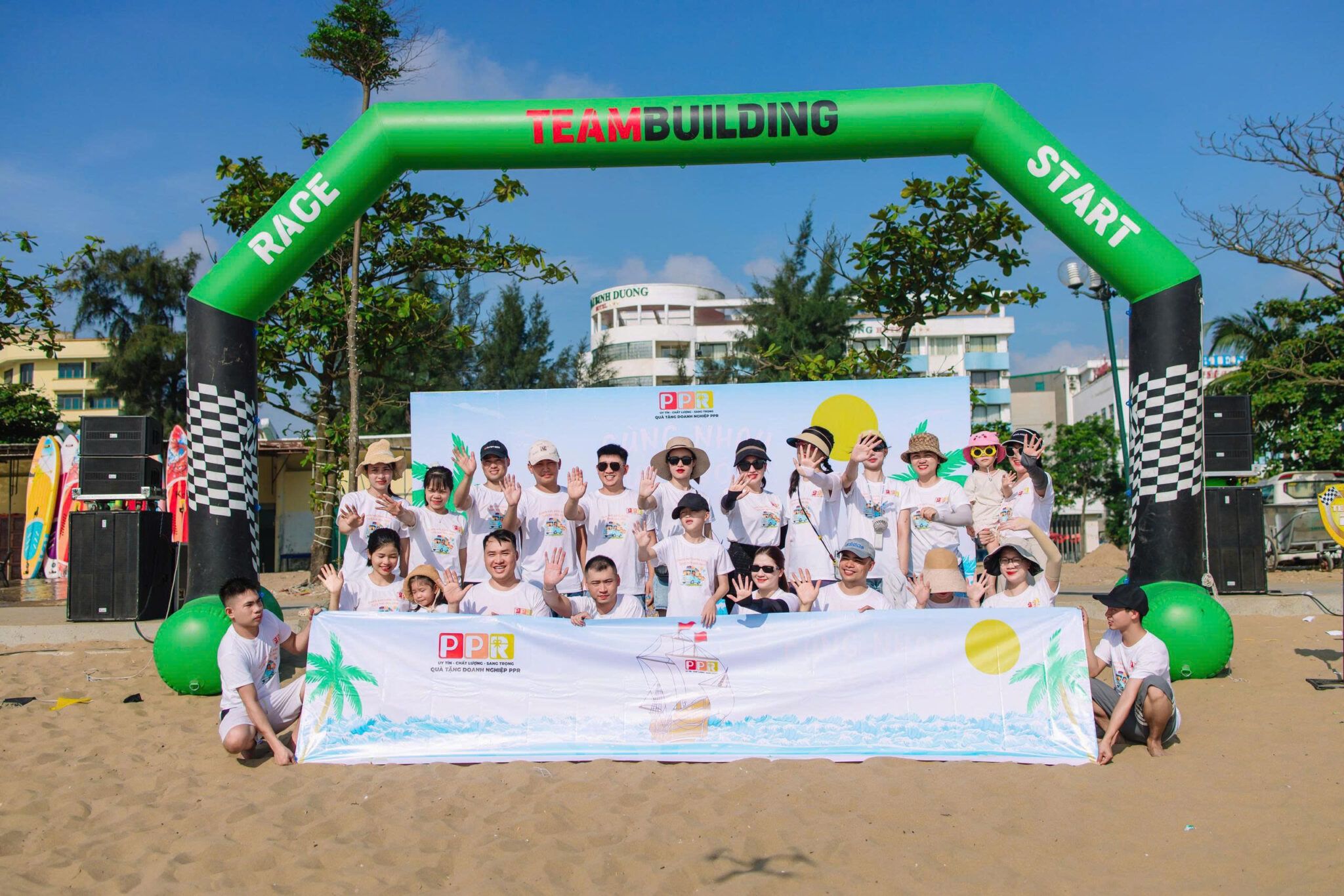 z6919697528663 3e6193262ee6d8f0aedf0a5a0704e49c 2048x1366 1